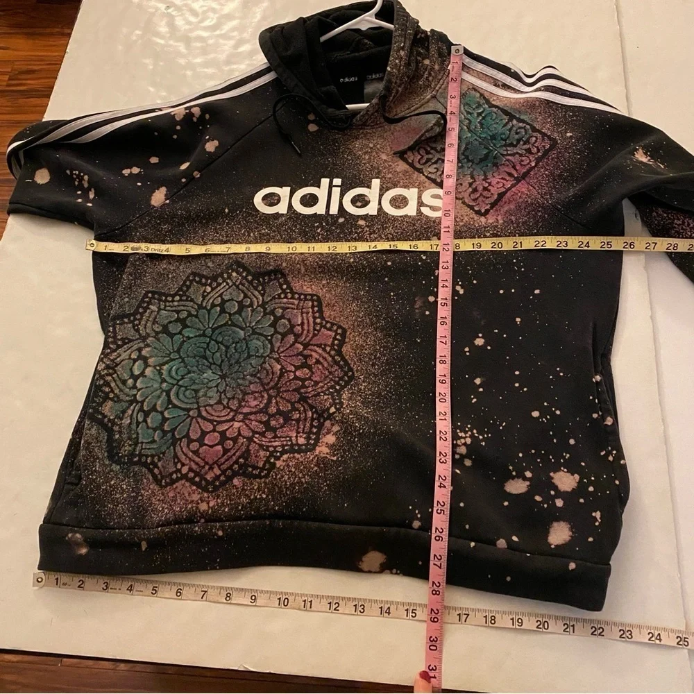 Adidas Hoodie Sweatshirt Mens Size XL Unisex Pullover Mandala Floral Black Multi